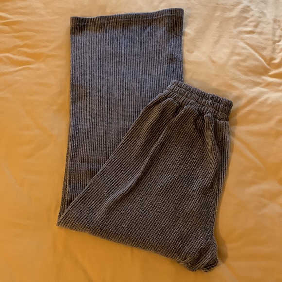 Wide leg pants size 2 - Picture 3 of 6